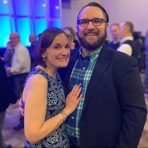 Meet your Posher, Leslie